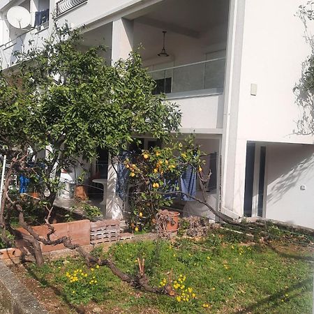Apartman Lea Тучепи Екстер'єр фото